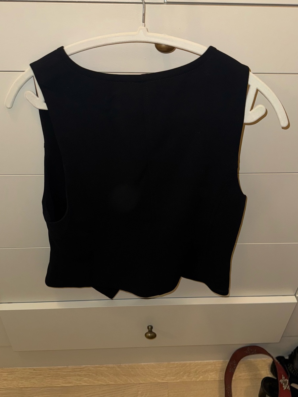 Wilfred Black Sleeveless V-Neck Tailored Vest - Picture 2 of 3
